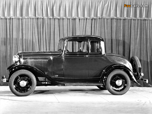 Ford V8 5-window Coupe (18) 1932 pictures (640 x 480)