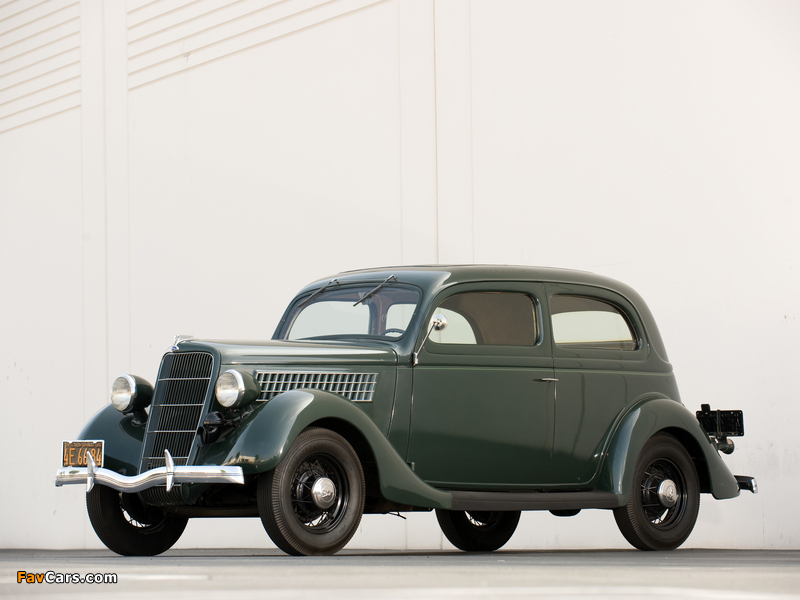 Ford V8 Standard Tudor Sedan (48-700) 1935 wallpapers (800 x 600)