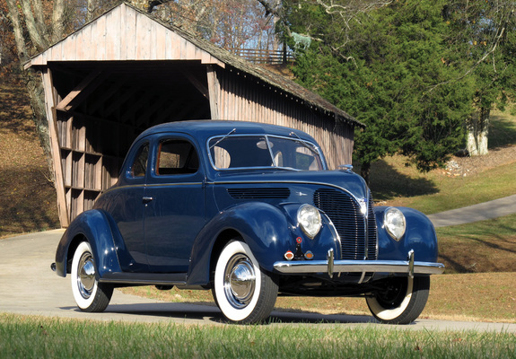 Ford V8 Deluxe 5-window Coupe (81A-770V) 1938 photos