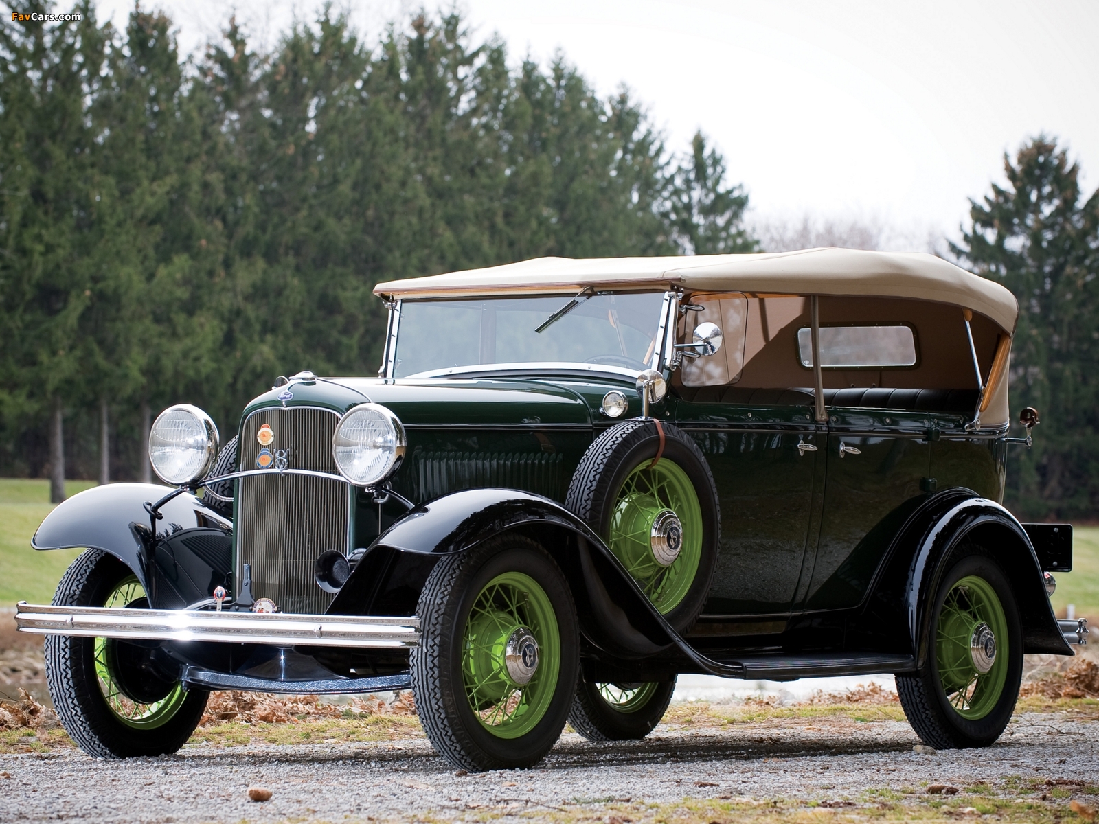 Photos of Ford V8 Phaeton (18-35) 1932 (1600 x 1200)