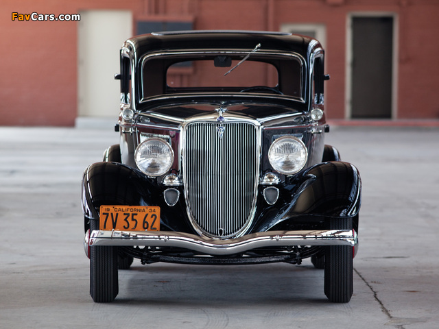 Photos of Ford V8 3-window Coupe (40-720) 1934 (640 x 480)