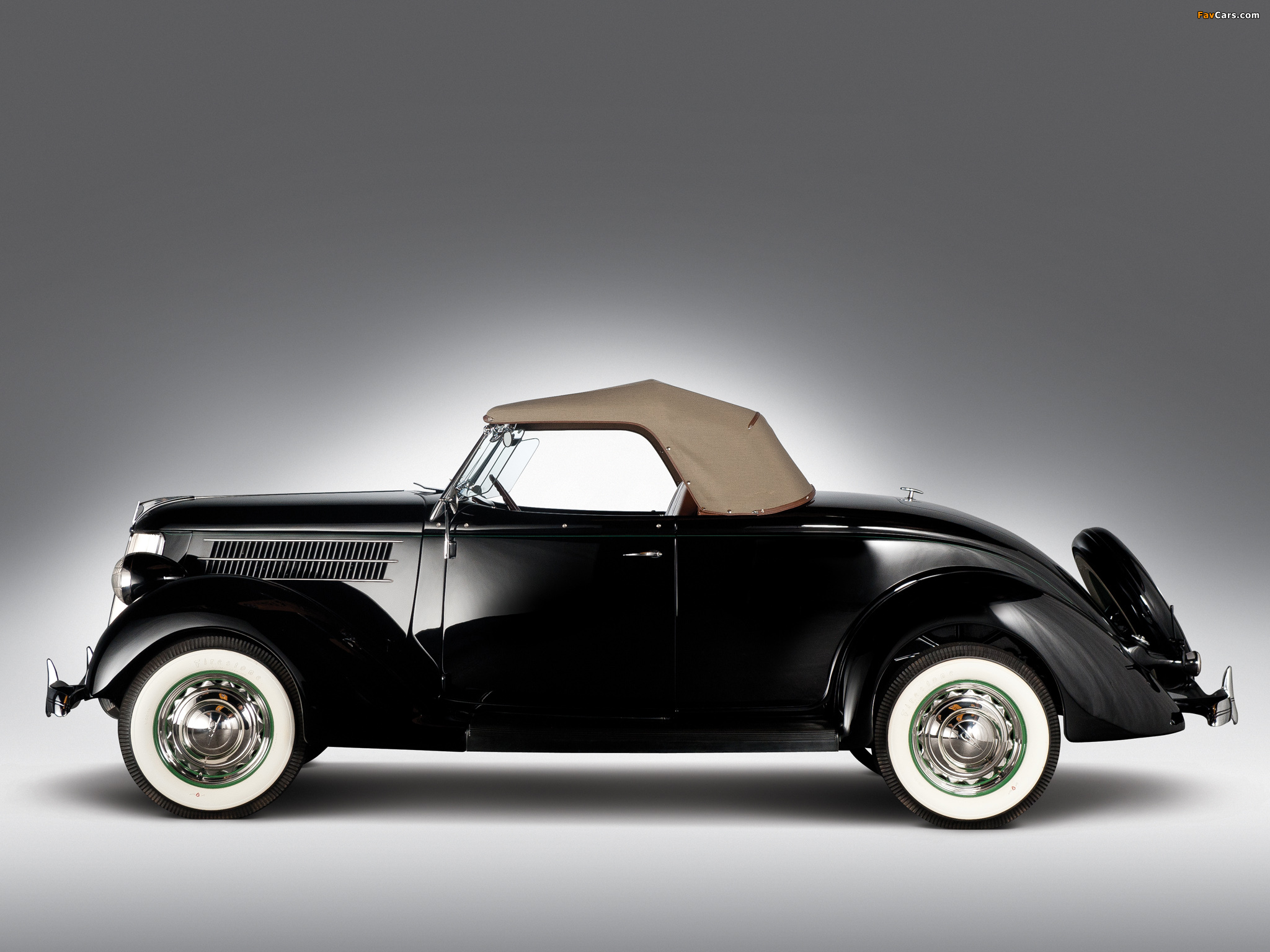 Photos of Ford V8 Deluxe Roadster (68-710) 1936 (2048 x 1536)