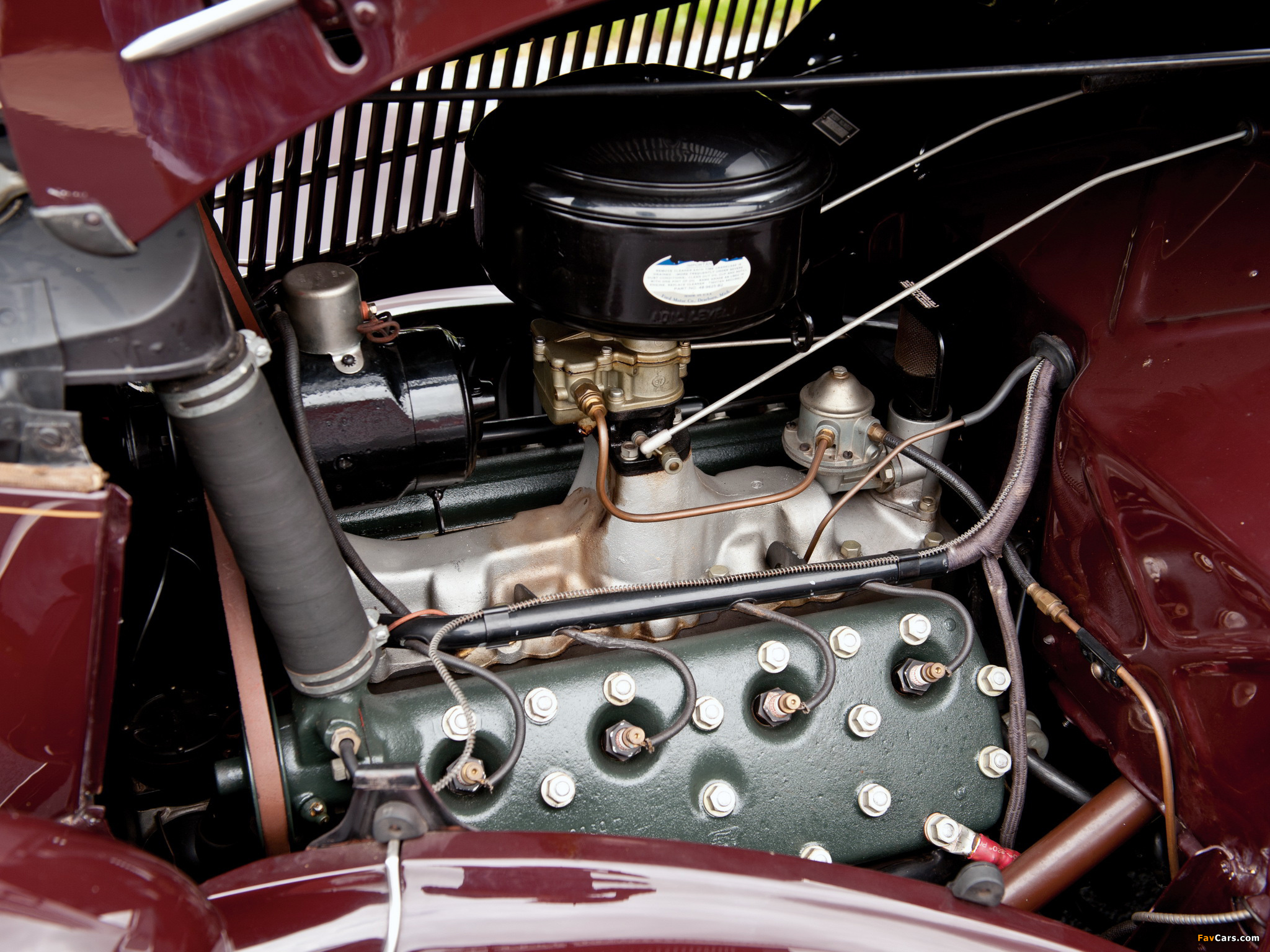 Pictures of Ford V8 Deluxe Convertible Coupe (68-730) 1936 (2048 x 1536)