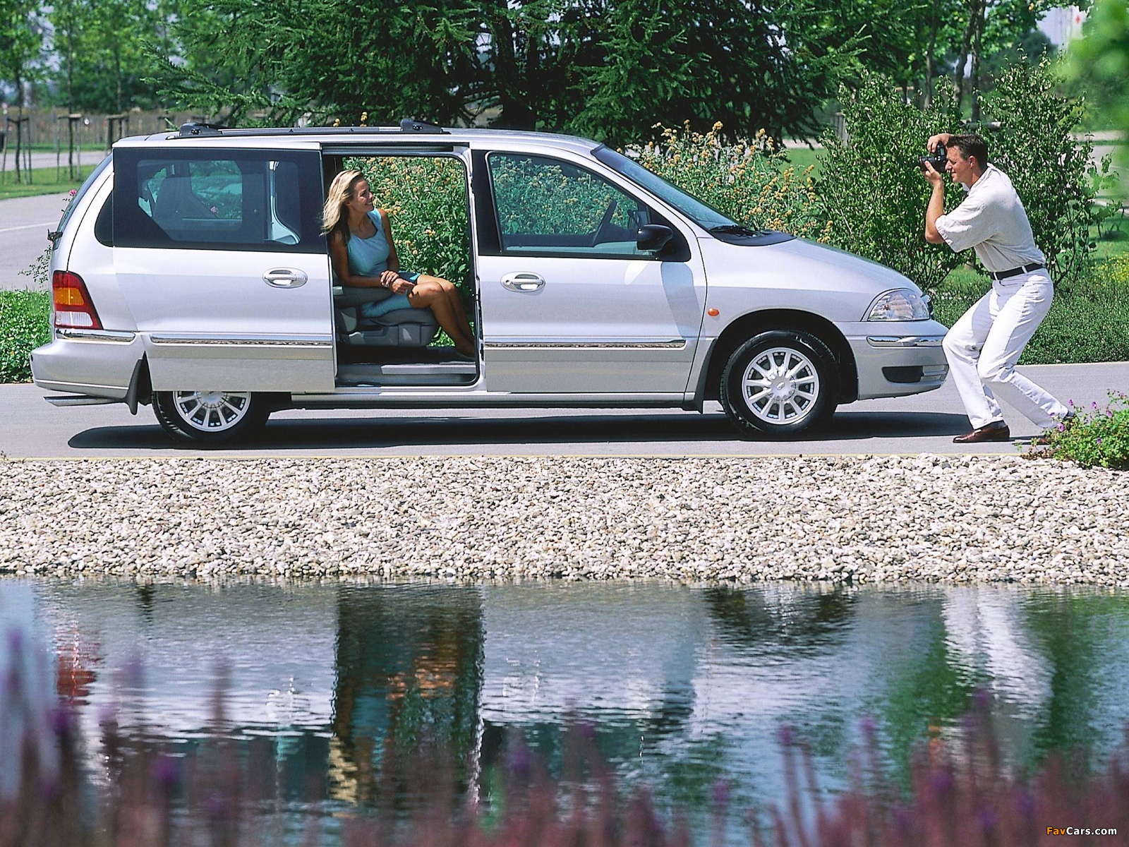 Ford Windstar EU-spec 2001–03 images (1600 x 1200)
