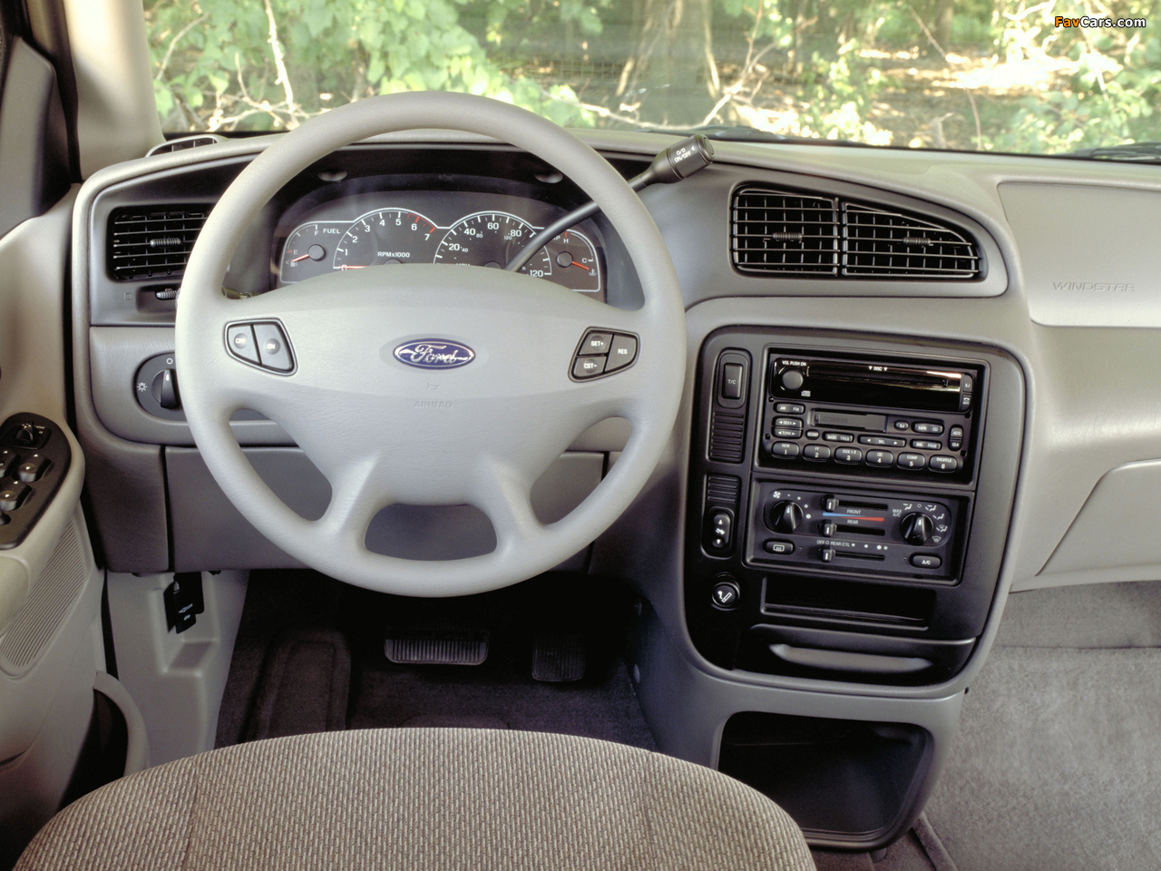 Ford Windstar LX 2001–03 images (1280 x 960)