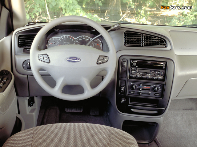 Ford Windstar LX 2001–03 images (640 x 480)