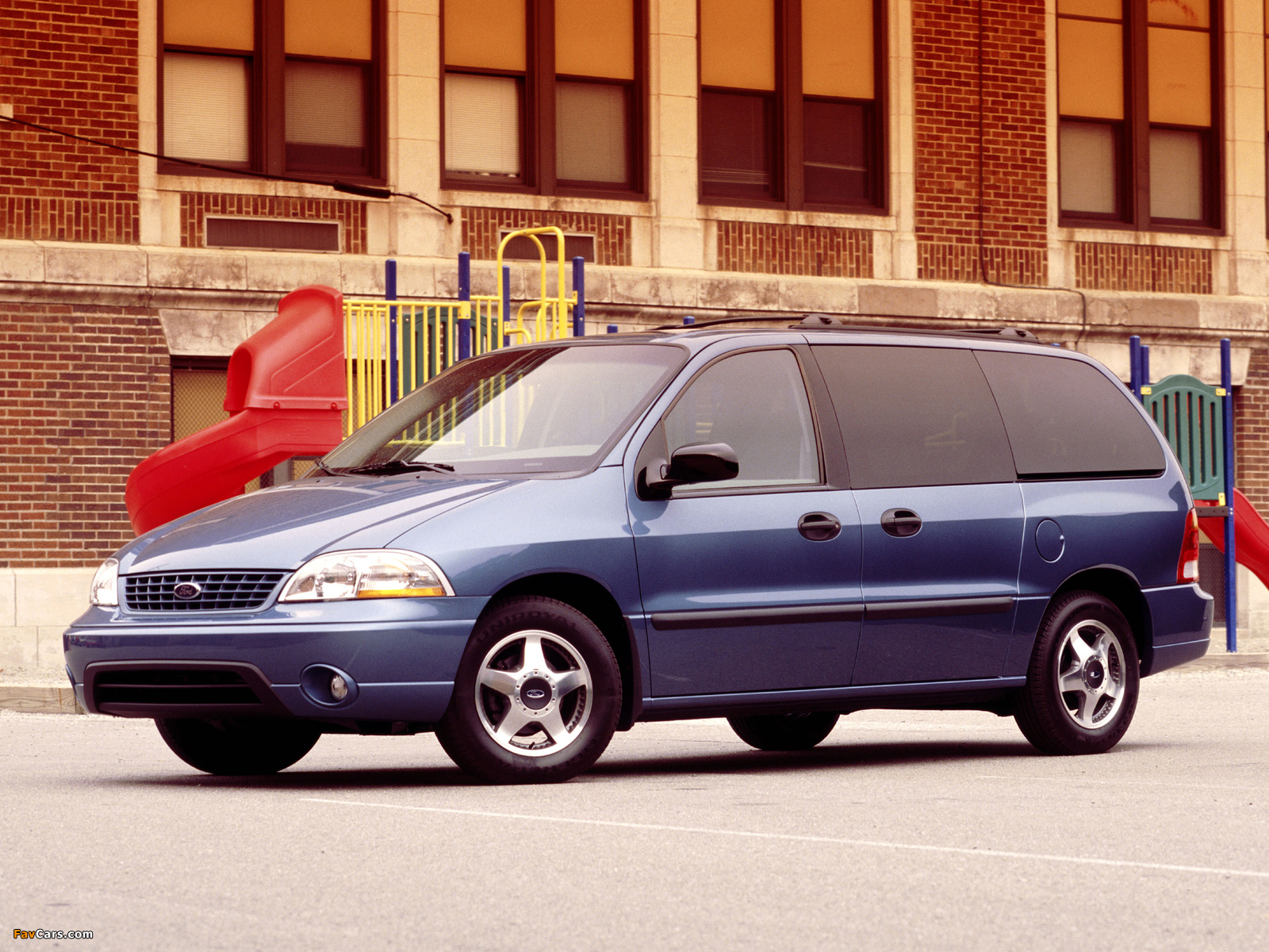 Ford Windstar LX 2001–03 pictures (1600 x 1200)