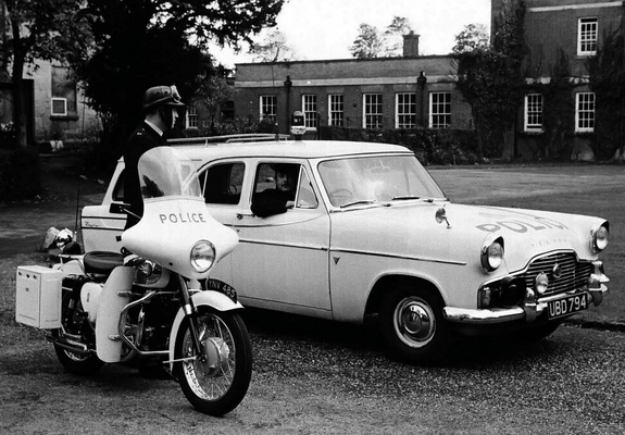 Ford Zephyr Estate Wagon Police (II) 1956–62 photos