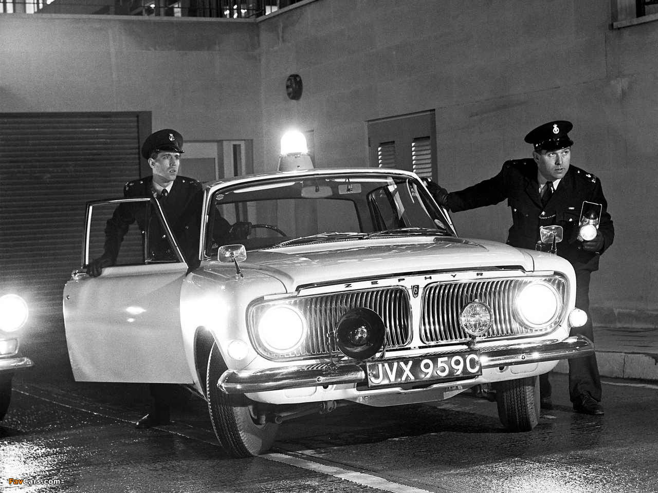 Images of Ford Zephyr 6 Saloon Police (213E) 1962–66 (1280 x 960)