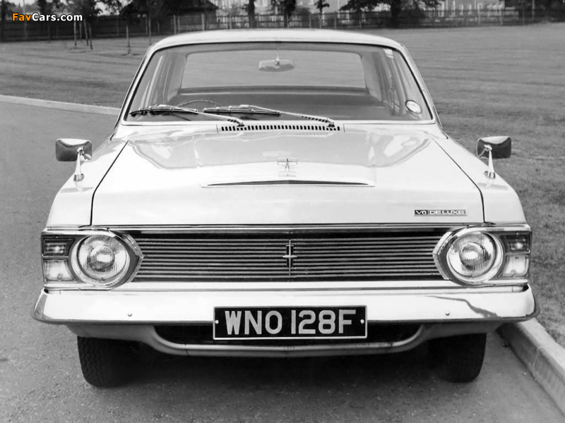 Images of Ford Zephyr 6 De Luxe Saloon (3008E) 1970–72 (800 x 600)