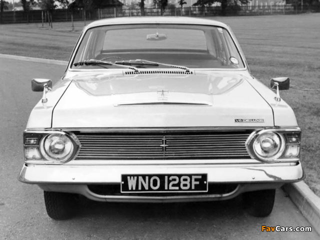Images of Ford Zephyr 6 De Luxe Saloon (3008E) 1970–72 (640 x 480)