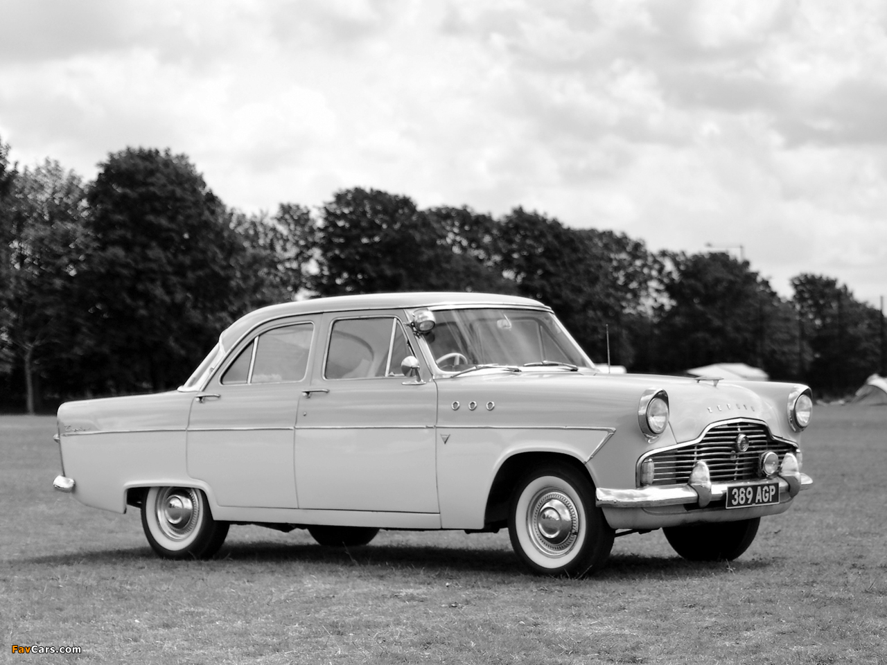 Pictures of Ford Zephyr Saloon (206E) 1956–62 (1280 x 960)