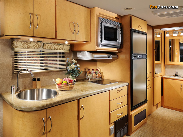 Four Winds Chateau Citation based on Dodge Sprinter 2011 wallpapers (640 x 480)