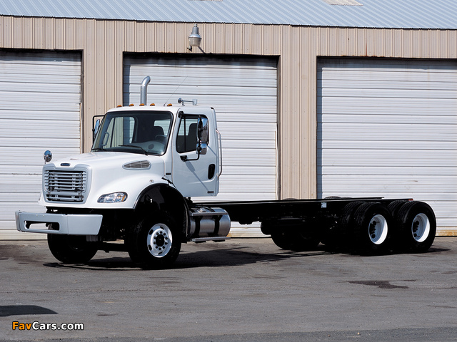 Images of Freightliner Business Class M2 112 2002 (640 x 480)