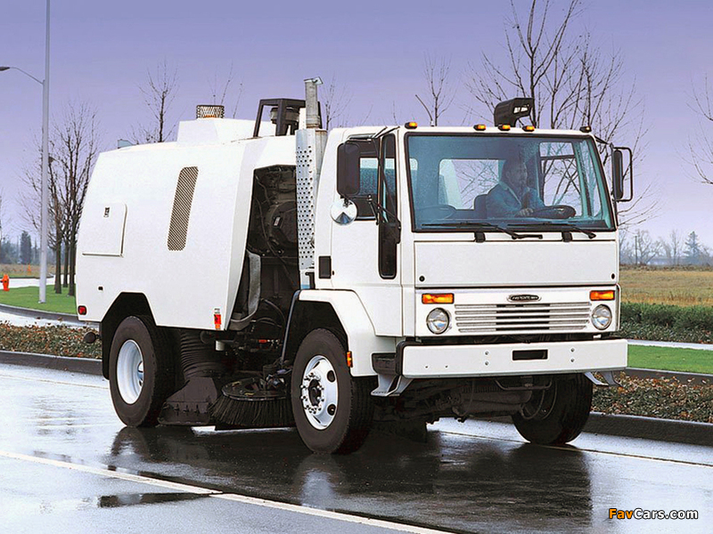 Pictures of Freightliner Cargo Sweeper (800 x 600)