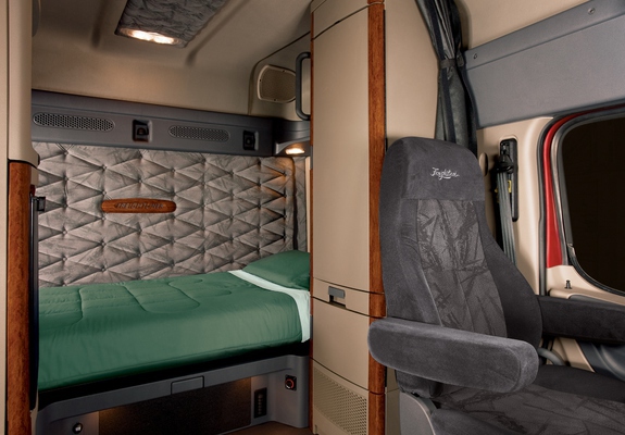 Freightliner Cascadia XT 2007 images