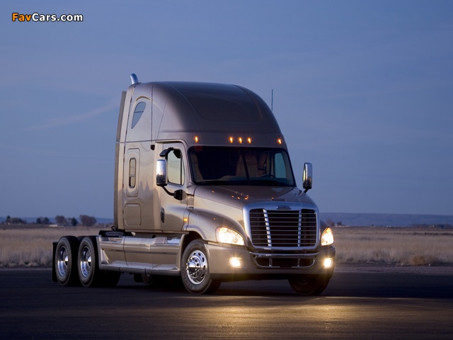 Freightliner Cascadia Raised Roof 2007 pictures (640 x 480)
