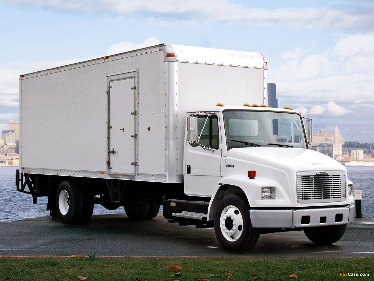 Freightliner FL70 1997–2000 pictures (1280 x 960)