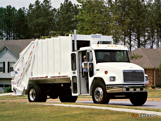 Pictures of Freightliner FL70 Stand-Up RHD Refuse Truck 1997–2000 (640 x 480)