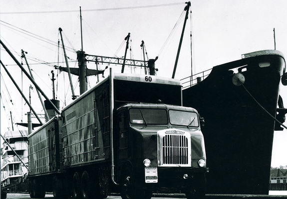 Freightliner L-89 1947–53 images