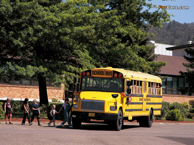 Pictures of Freightliner M-Line School Bus 1992–2003 (640 x 480)