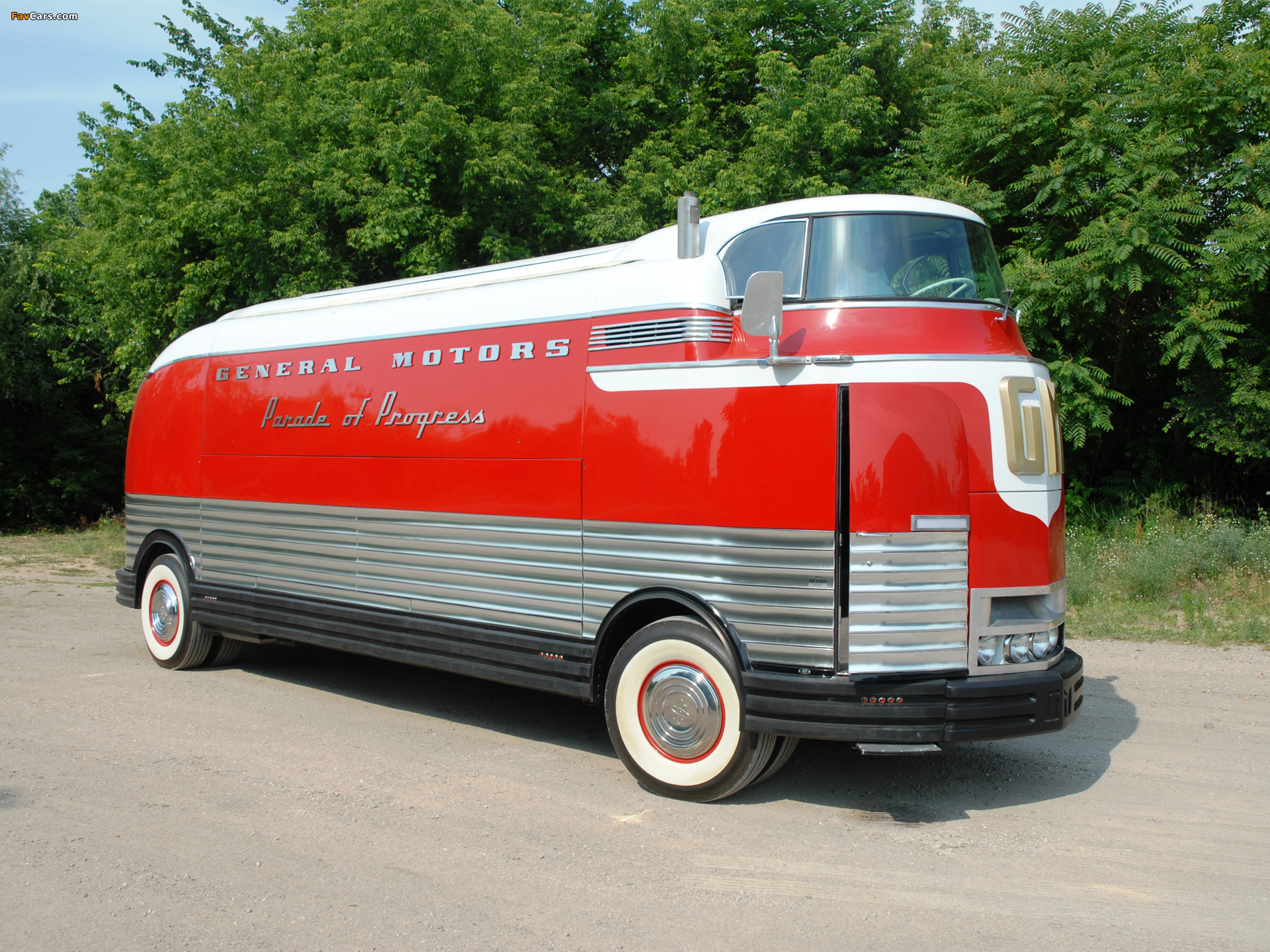 GM Futurliner 1940 wallpapers (1920 x 1440)