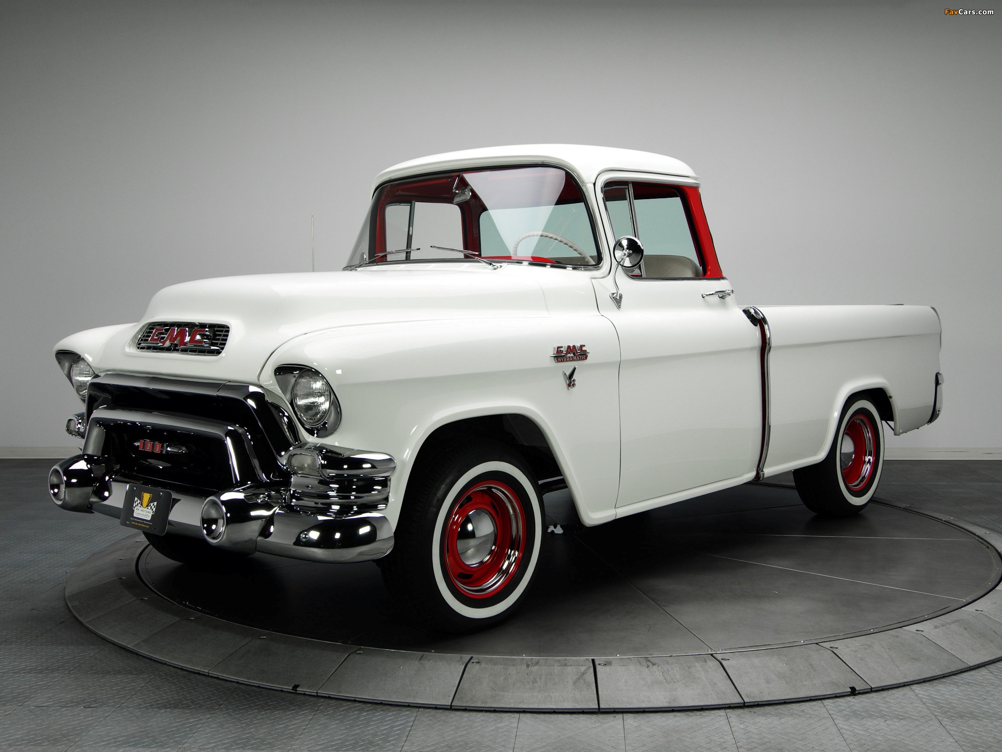 Images of GMC S-100 Suburban Pickup 1955–56 (2048 x 1536)
