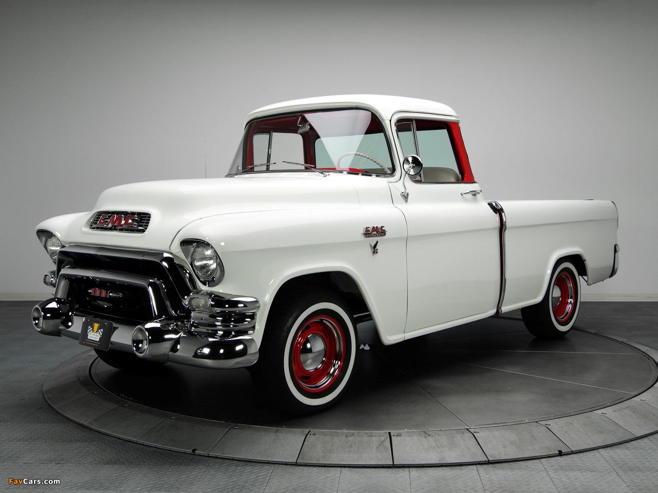 Images of GMC S-100 Suburban Pickup 1955–56 (1280 x 960)
