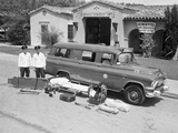 Photos of 1957 GMC T102-8 Ambulance by Yankee