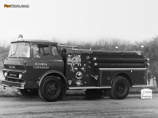 Photos of GMC L5000 Seagrave Firetruck 1964 (640 x 480)