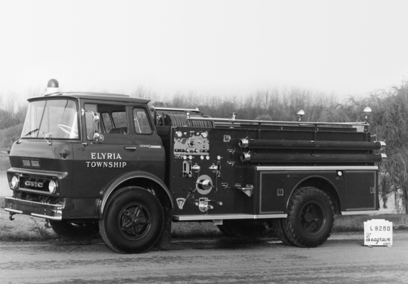 Photos of GMC L5000 Seagrave Firetruck 1964