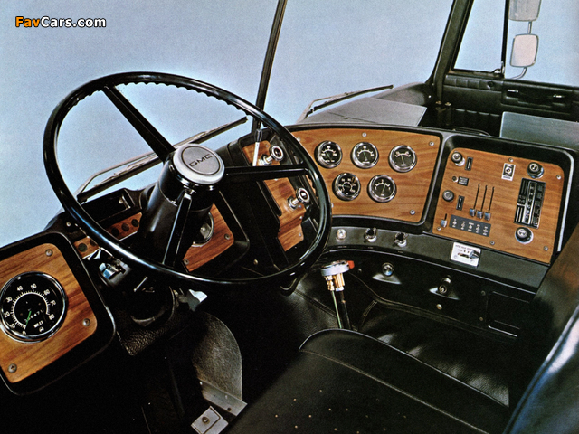 GMC Astro 95 1968–88 images (640 x 480)