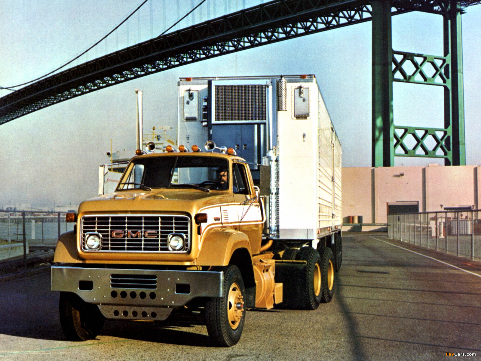 GMC 9500 1972 pictures (1600 x 1200)