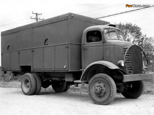 Images of GMC AFKX-352 4x4 1939–41 (640 x 480)