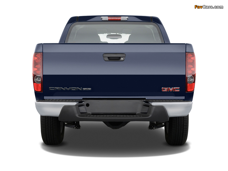 GMC Canyon Crew Cab 2003–12 images (800 x 600)