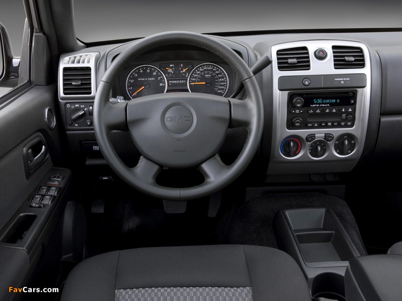 GMC Canyon Crew Cab 2003–12 images (800 x 600)