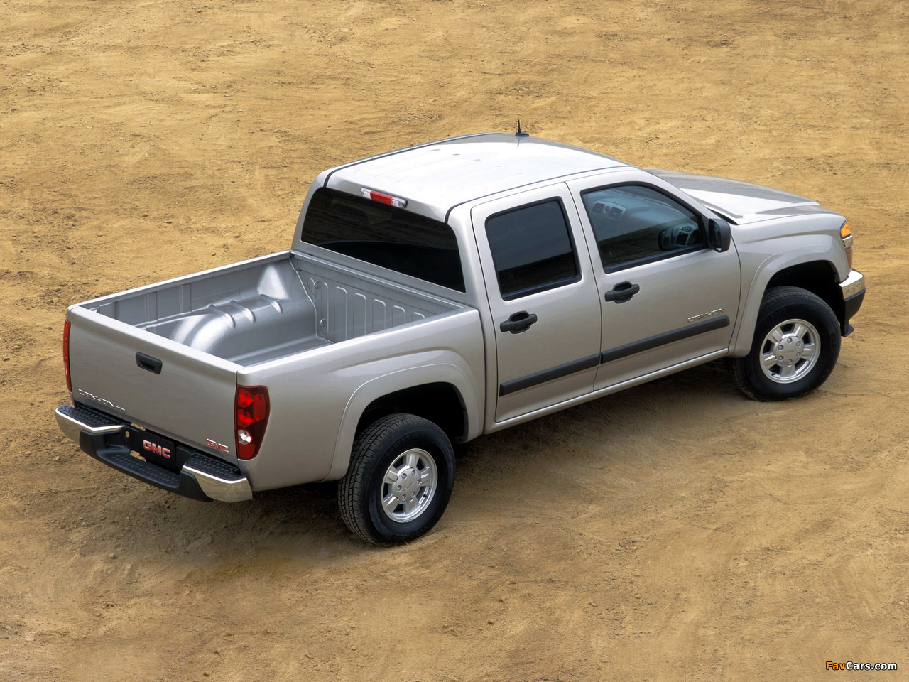 Images of GMC Canyon Crew Cab 2003–12 (1280 x 960)