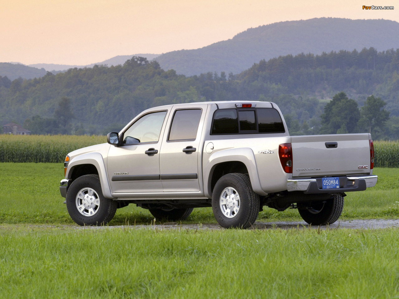 Pictures of GMC Canyon Crew Cab 2003–12 (1280 x 960)