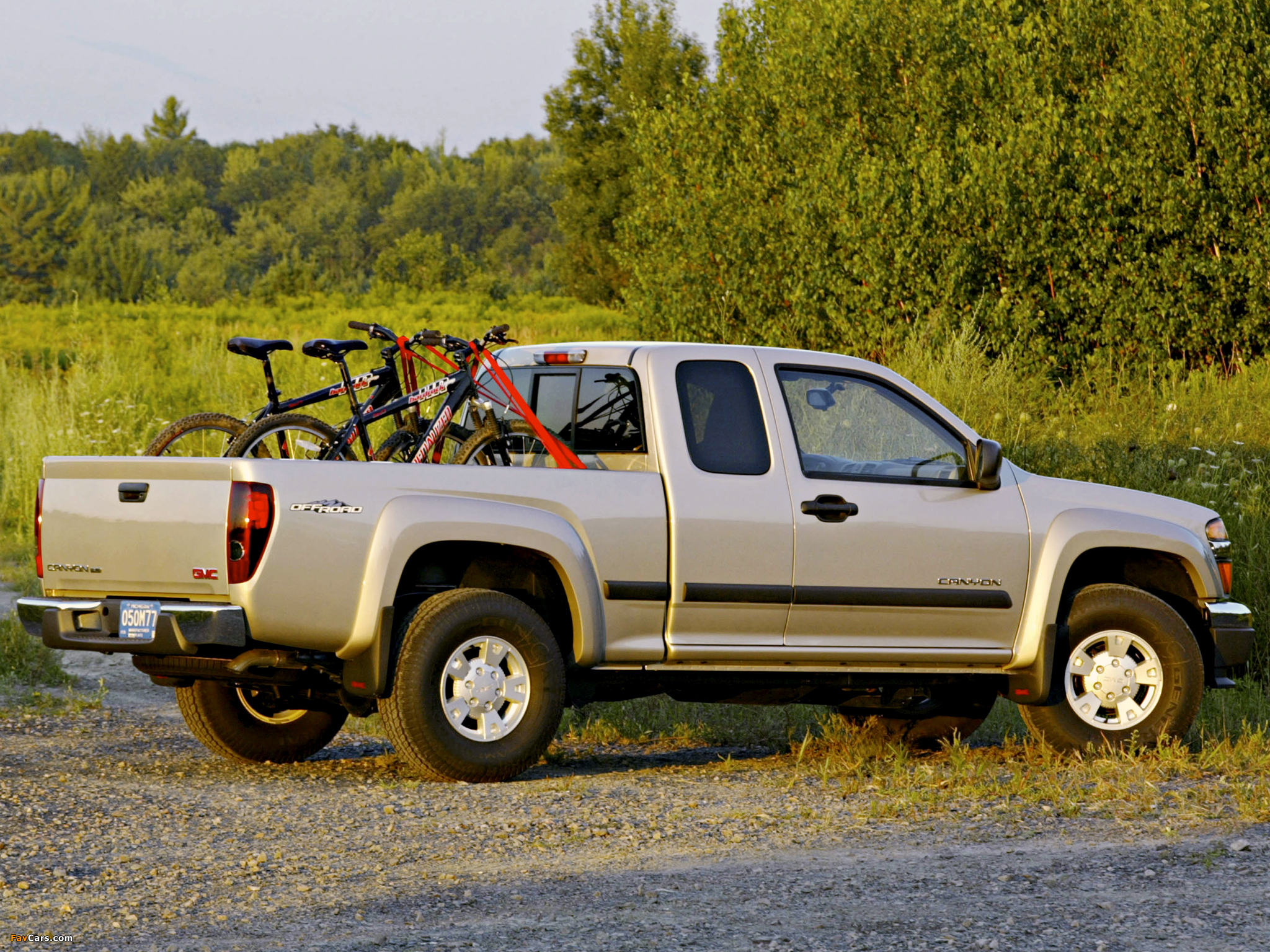 Pictures of GMC Canyon Extended Cab 2003–12 (2048 x 1536)
