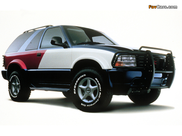 Images of Tommy Hilfiger GMC Jimmy Concept 1998 (640 x 480)