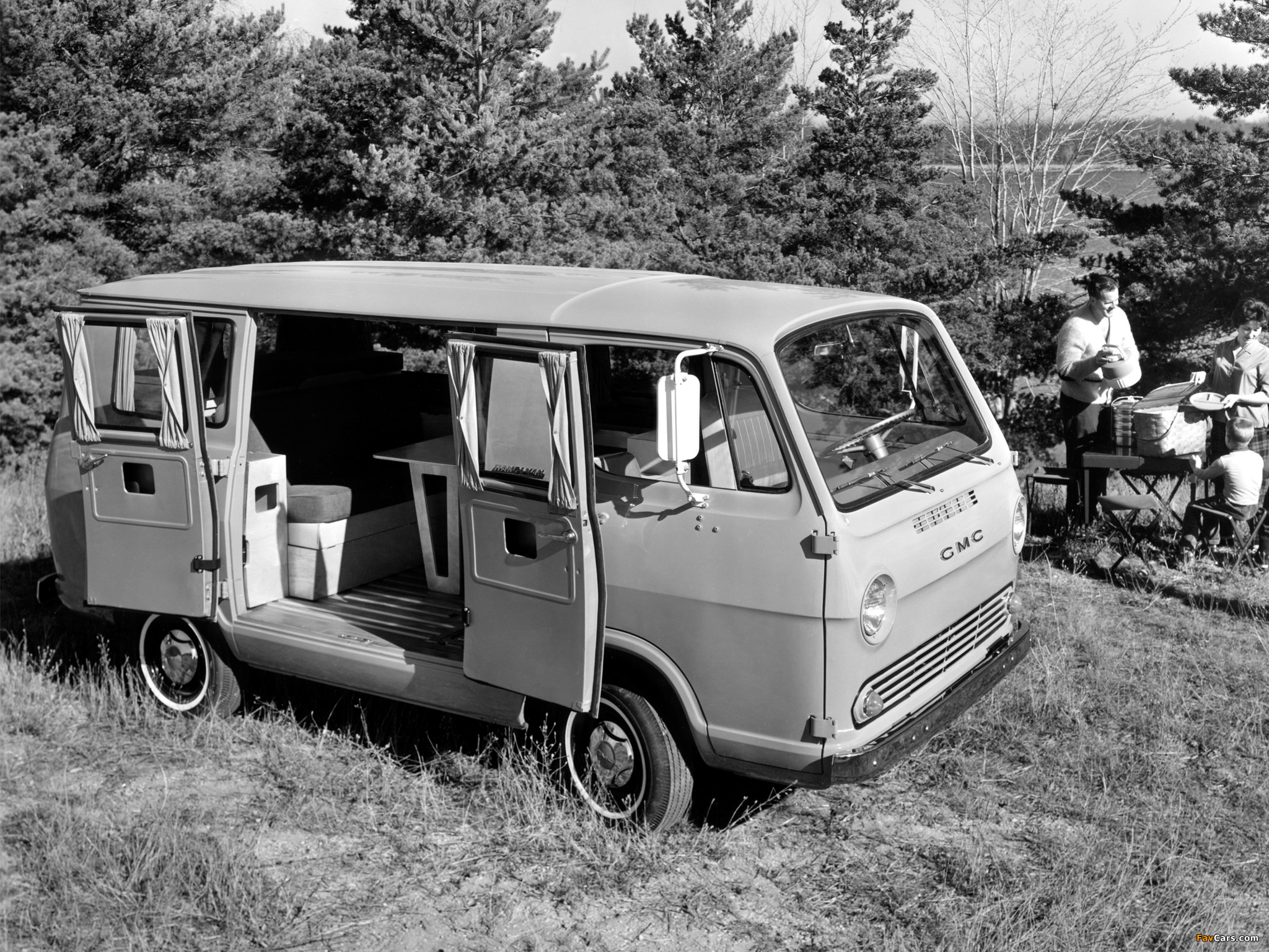 Photos of 1965 GMC Handi-Van (2048 x 1536)