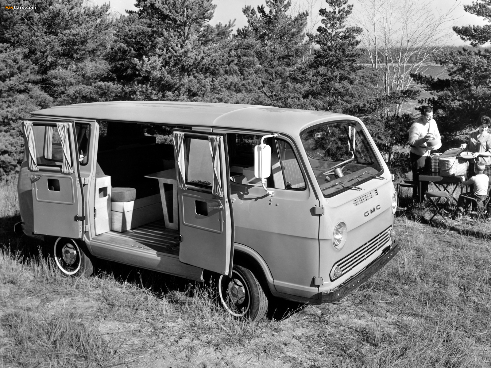 Photos of 1965 GMC Handi-Van (1600 x 1200)