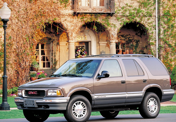 GMC Jimmy 1995–97 pictures