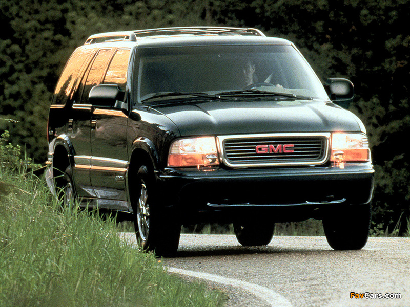 GMC Jimmy 5-door 1998–2005 pictures (800 x 600)