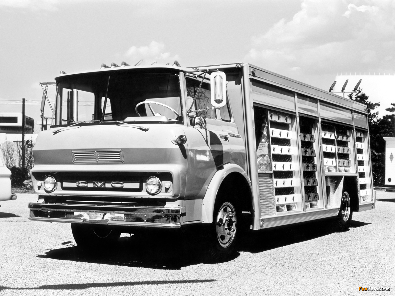 Photos of GMC L-Series 4x2 1960–84 (1280 x 960)