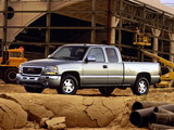 GMC Sierra Extended Cab 2002–06 images