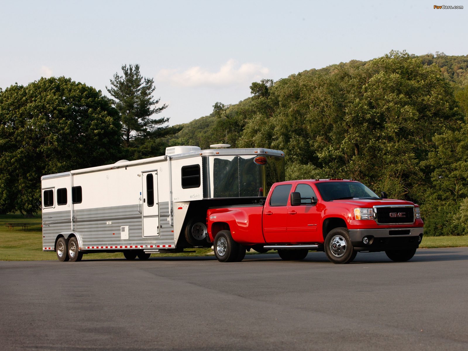 GMC Sierra 3500 HD SLT Crew Cab 2010–13 pictures (1600 x 1200)