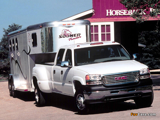 Images of GMC Sierra 3500 HD Crew Cab 1999–2002 (640 x 480)