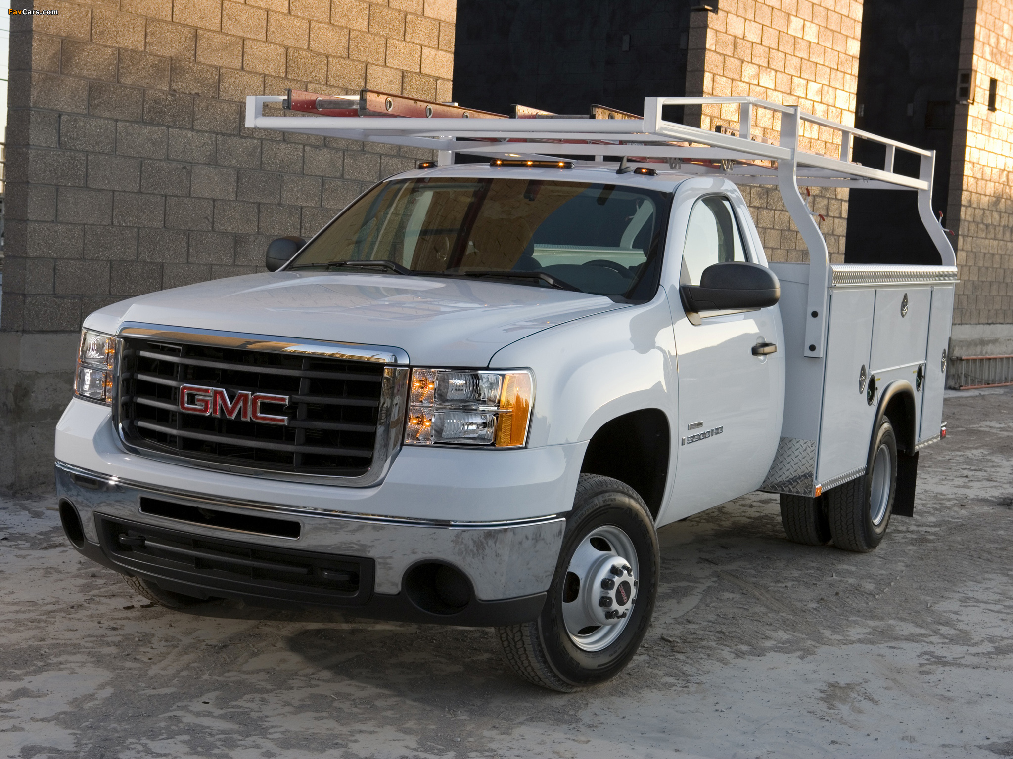 Images of GMC Sierra 3500 HD wService Utility Body 2008 (2048 x 1536)