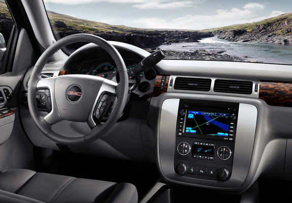 Images of GMC Sierra Crew Cab 2010–13